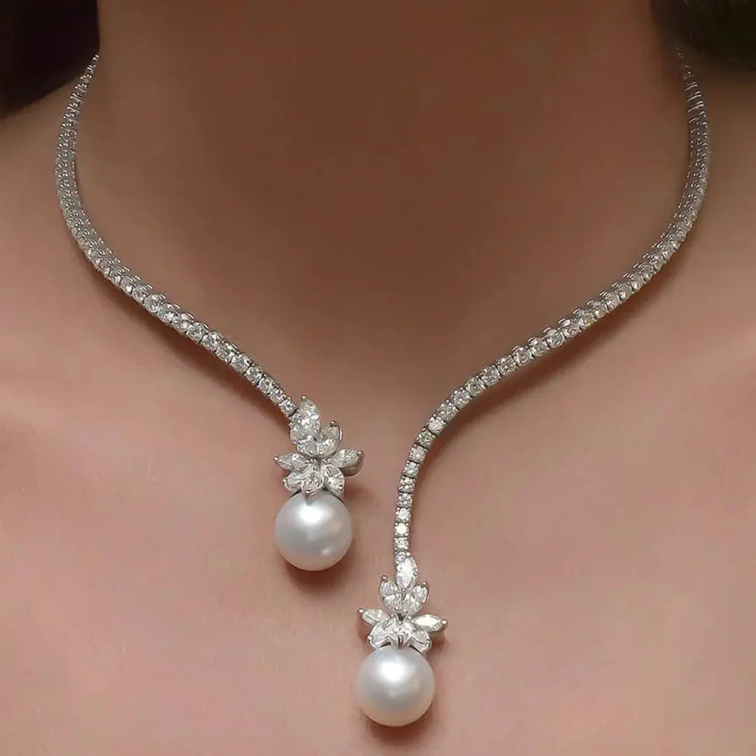 Elegant necklace with sterling silver pearls