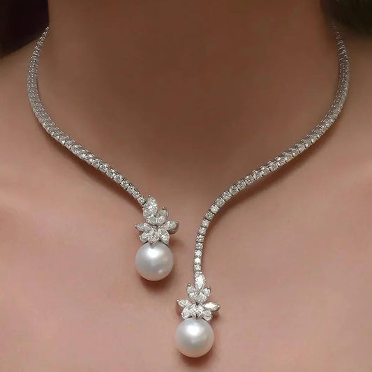 Elegant necklace with sterling silver pearls