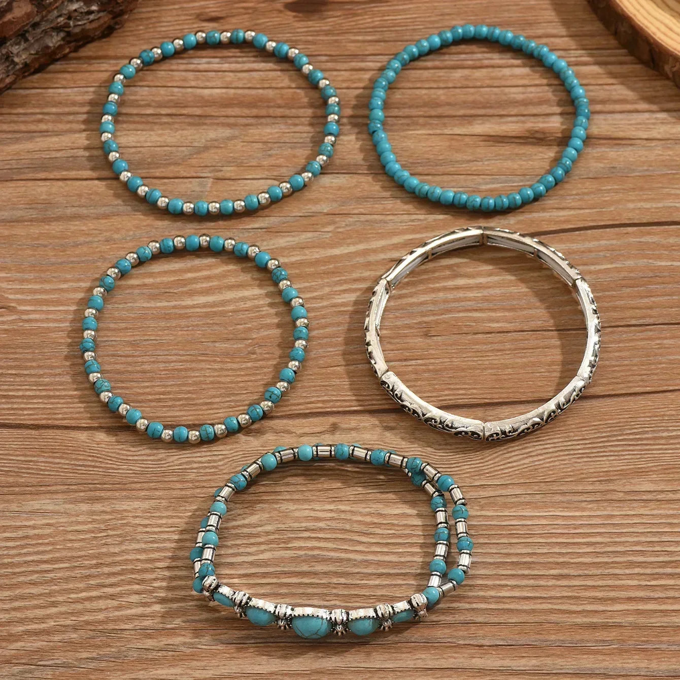 Bracelet set with turquoise beads