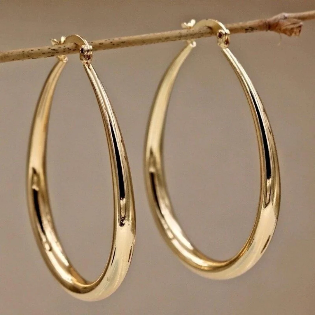 Exclusive vintage gold earrings